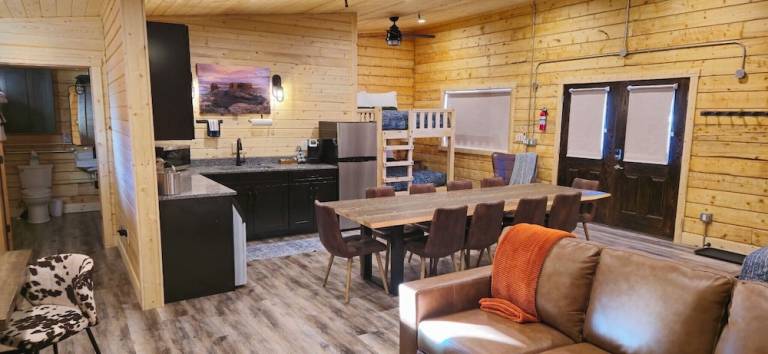 Cabin  Hanksville