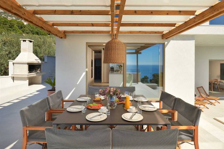 Villa with terrace, pool & BBQ | Pool view — photo 5