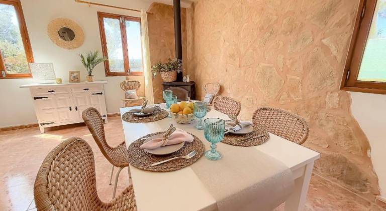 Fully equipped charming house with yard, grill & private pool | Dogs allowed — photo 4