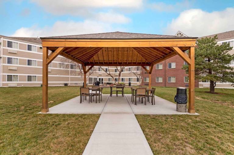 Extended Stay America Suites Kansas City Airport Tiffany Spr