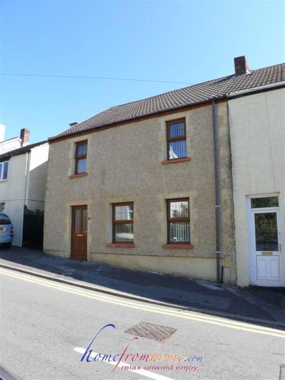 Cottage with yard in Swansea