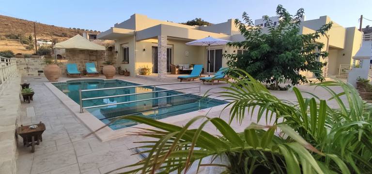 Villa  Kalamaki