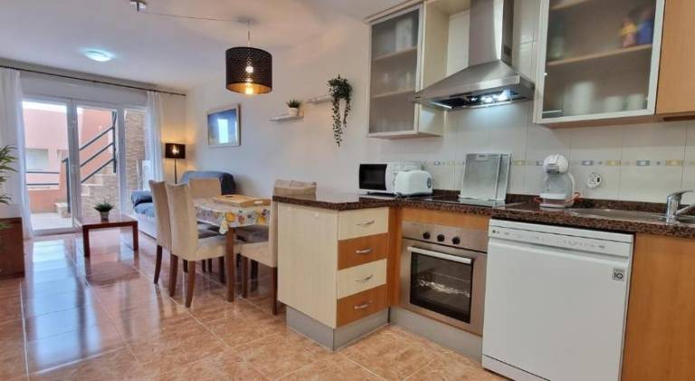 Homes of Spain, Apartamentos Paraiso, Ed Palmerston, Atico J a pie de Playa, piscina privada en sola — photo 3