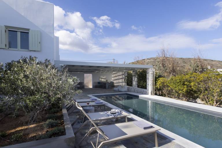Villa Kirki · Stunning Beachfront 3BR Villa that h — photo 2