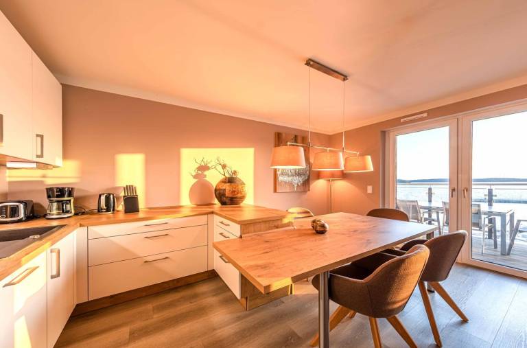 5 - Sterne Ferienapartement Auszeit mit Panoramablick auf die Müritz — photo 2