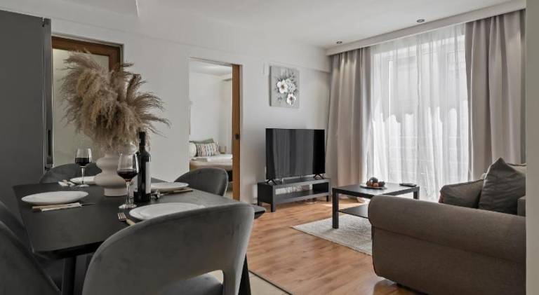 Nice apartment | Next to Stavropoleos Monastery | Dogs allowed in Bucharest
