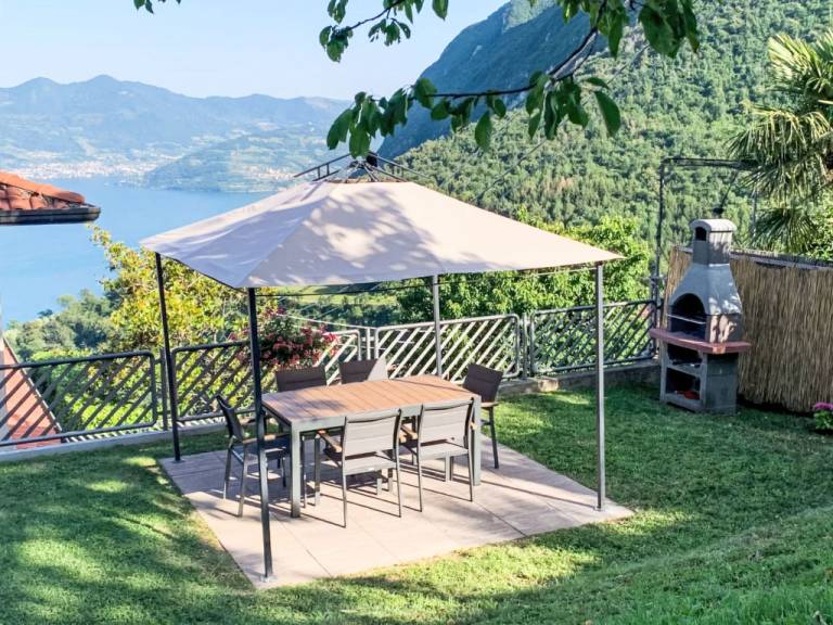 Apartment  Riva di Solto