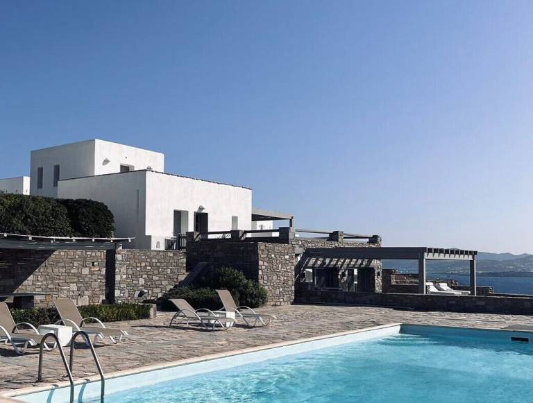Villa Paros