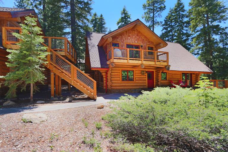 Cabin Tahoma