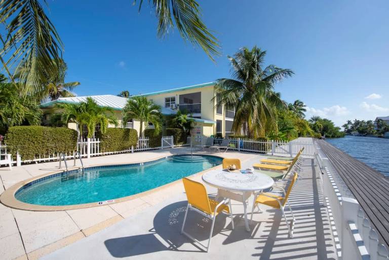 Snug Harbour View 4 at 7 Mile Beach on Canal