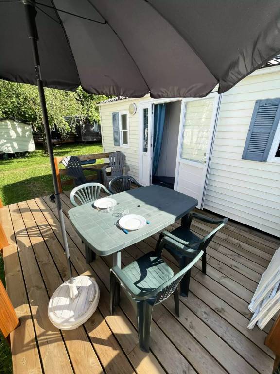 Mobile home with terrace & garden — photo 4