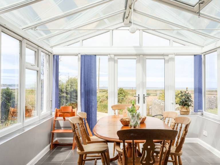 Family-oriented nice cottage with garden | Beach view | Pet-friendly — photo 5