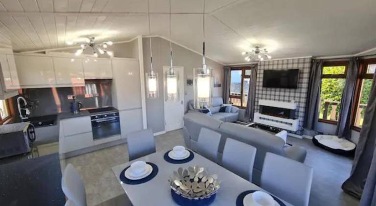 4 Bed Luxury Lodge with Hot tub near Lake District — photo 3
