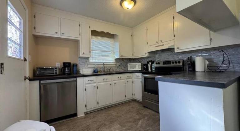 Holiday apartment with 2 rooms for 6 persons — photo 3