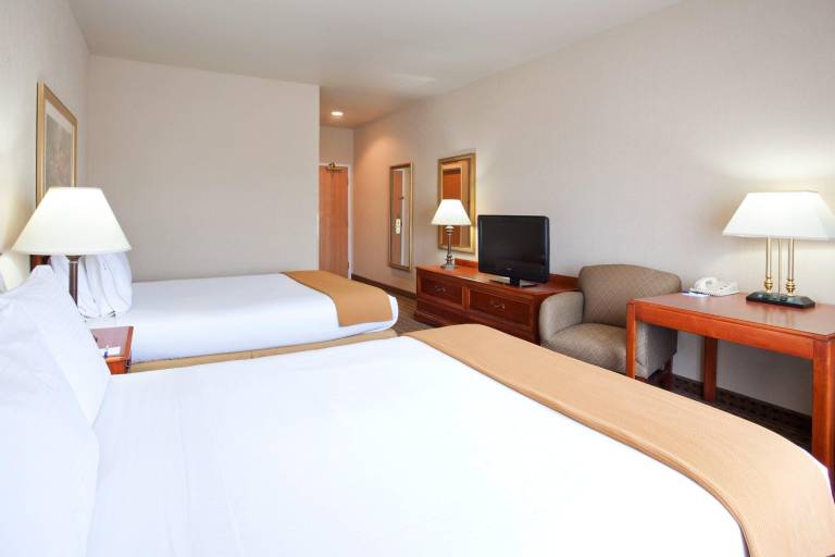 Holiday Inn Express Hotel & Suites Columbus Southeast By IHG