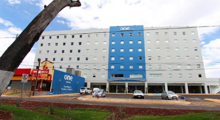 One Guadalajara Periférico Poniente