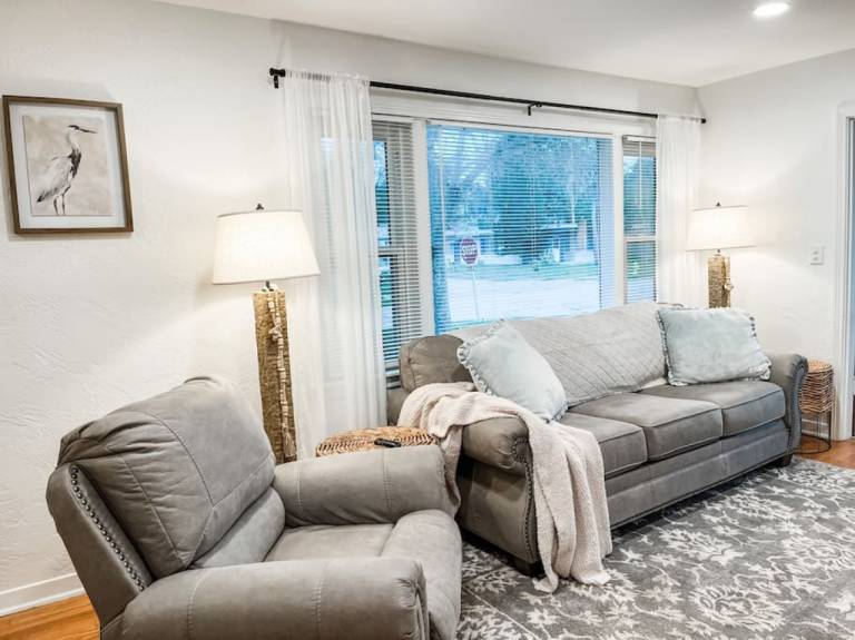 Changes In Latitude Pet Friendly Retreat