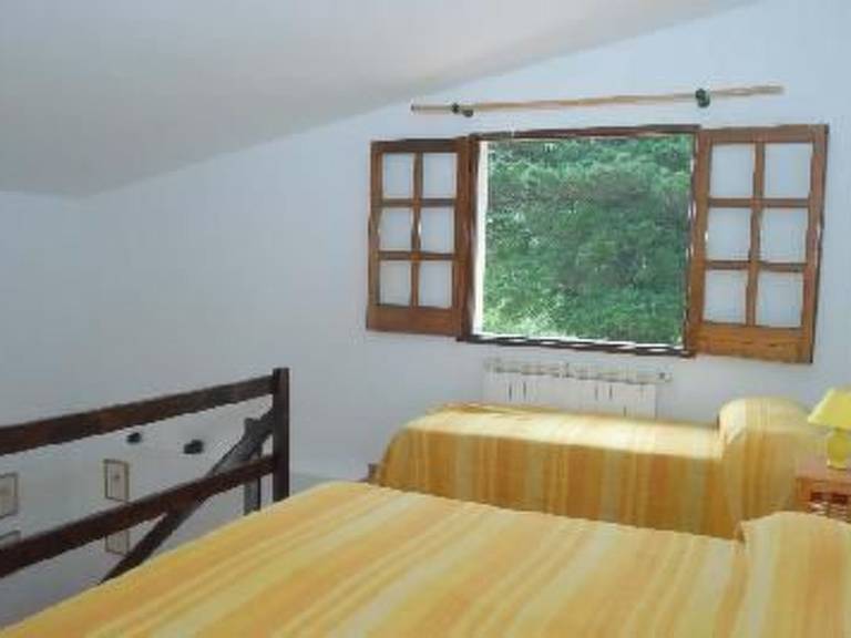 Rental apartment with terrace, pool & grill — photo 4