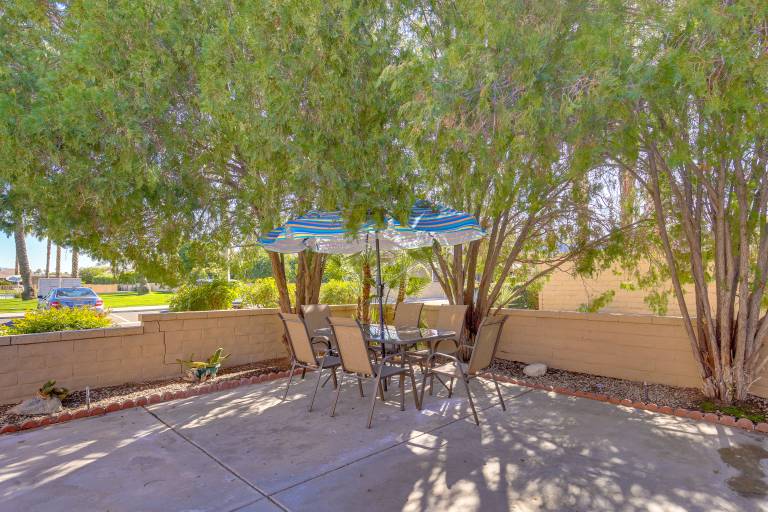 Pet-Friendly Palm Desert Condo w/ Pool Access! in Palm Desert, CA