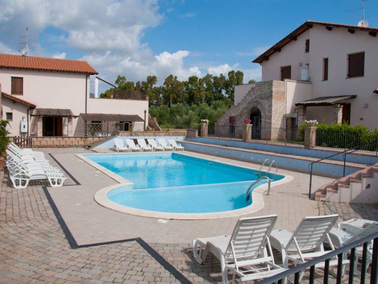 Rental apartment with patio, yard & pool — photo 2