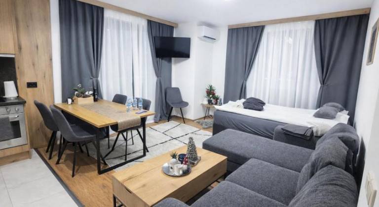 Pirin SkiLift Apartment - Cozy & Modern App in Bansko, 100 m to the Gondola — photo 2