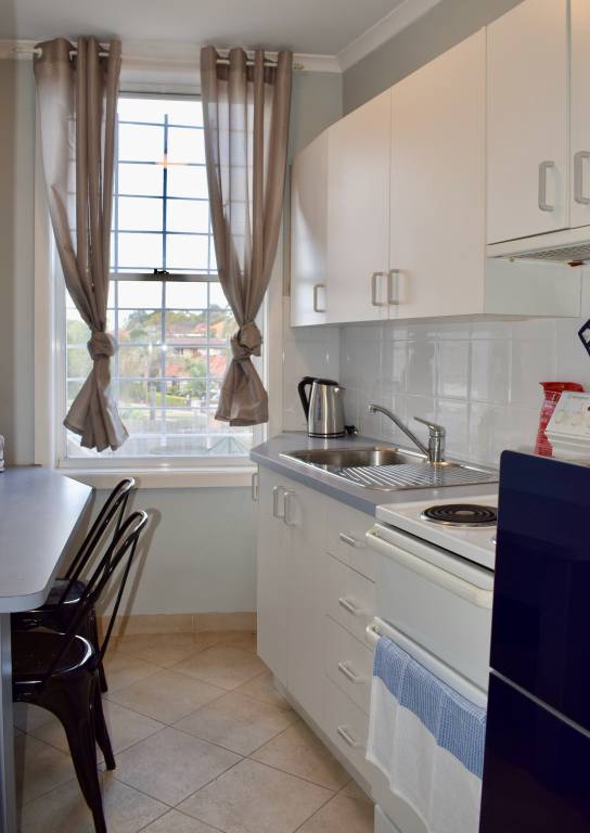 Spacious 3 Bed Apt in Vibrant Haberfield