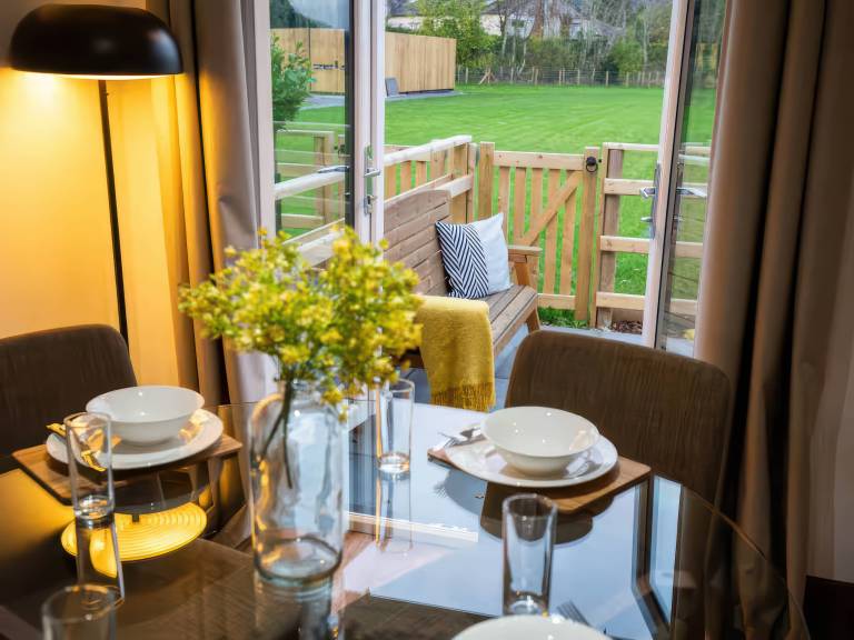 Nice cottage with hot tub & yard | Pets are welcome — photo 3