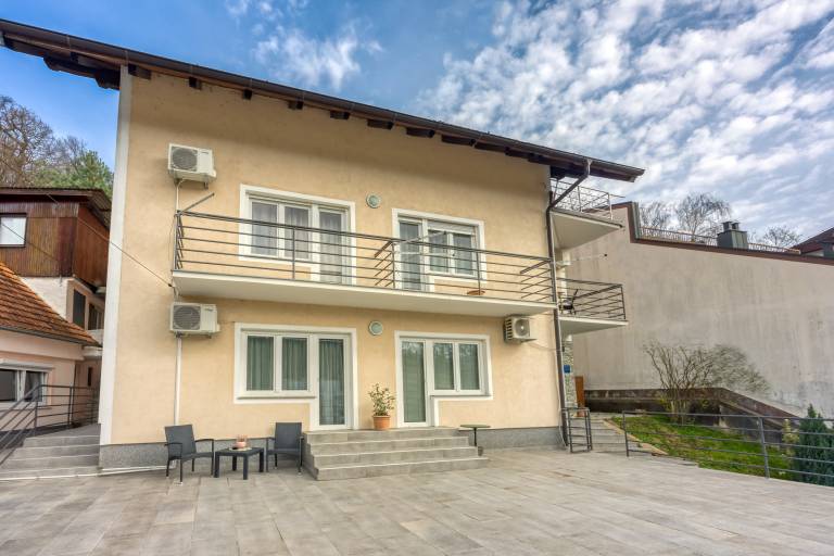 Villa  Črnomerec