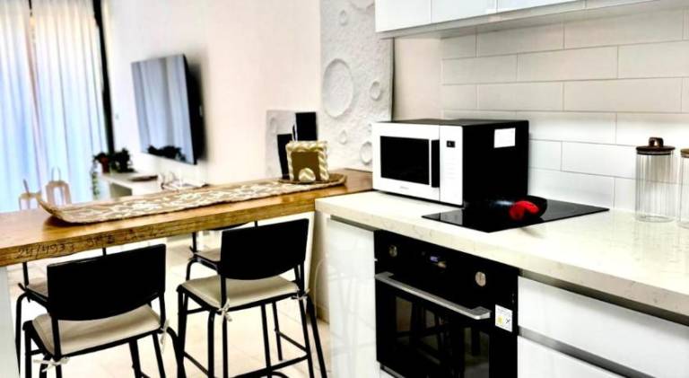 Charming rental apartment with pool | Pet-friendly — photo 5