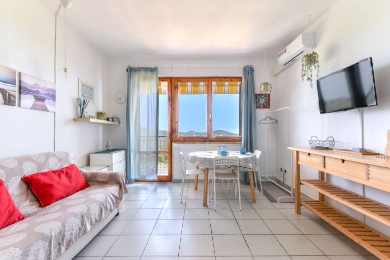 Children-friendly lovely house with yard & pool | Pets are welcome in Porto Azzurro