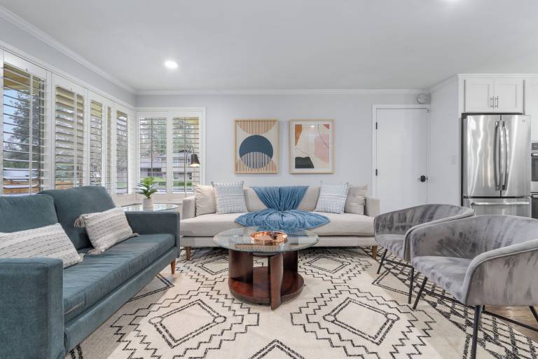 House  Overlake