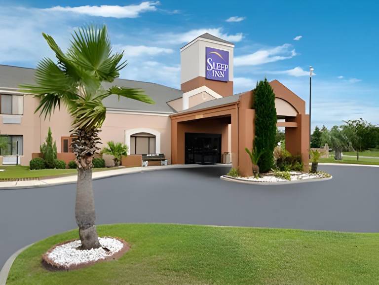 Sleep Inn Savannah Gateway I-95 in Savannah, GA