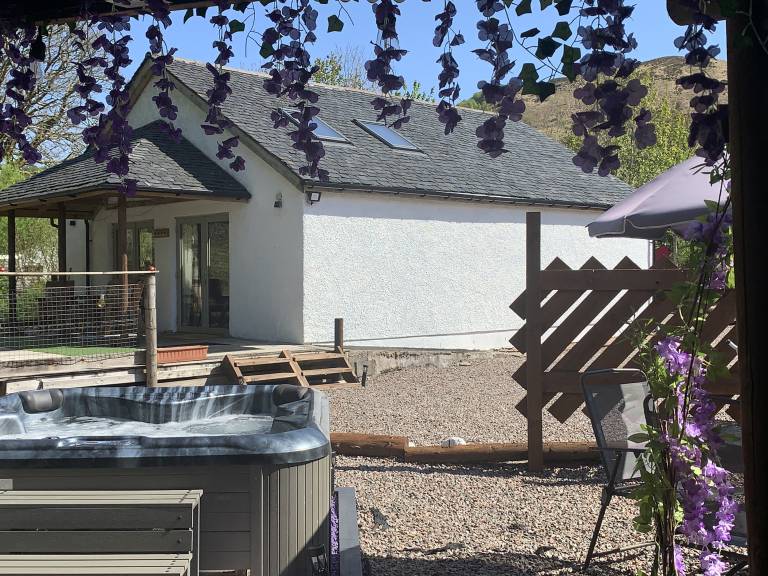 Cottage Strontian