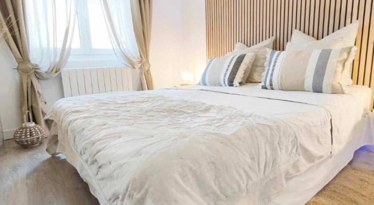 Beautiful holiday apartment with hot tub | Dogs allowed in Charleville-Mezieres