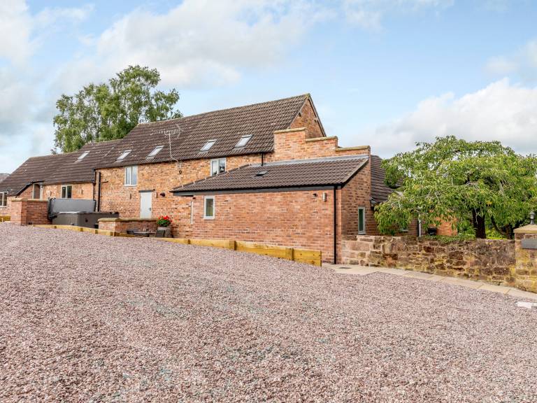 Cottage  Crewe-by-Farndon