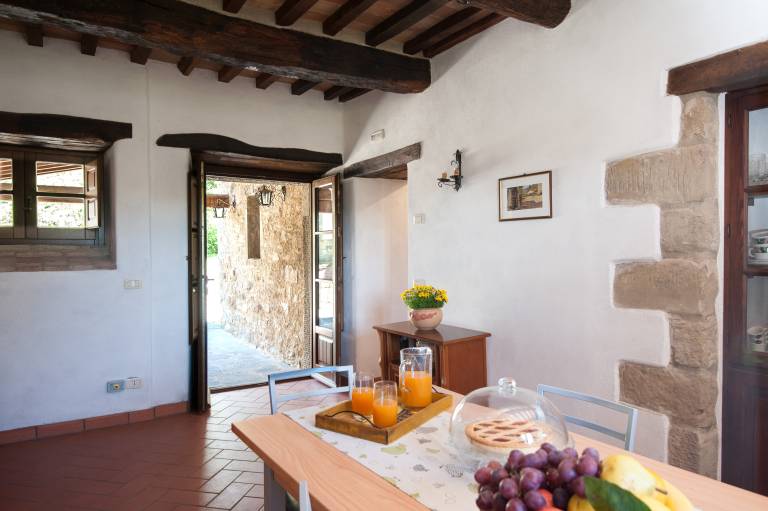 Farmhouse "Pilari Appartamento Stalla" with Shared Pool, Private Terrace & Wi-Fi — photo 5