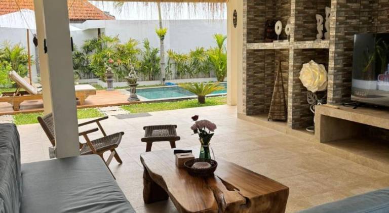 Villa with pool | Pets are welcome in Pecatu