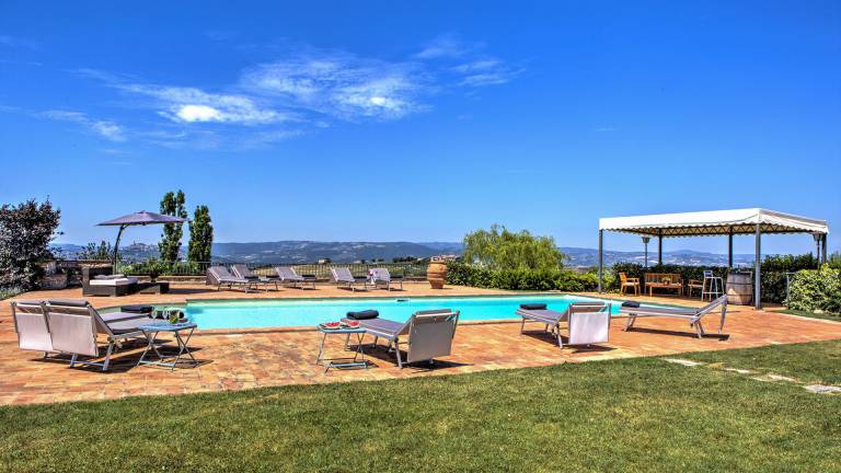 Villa with private pool, BBQ & garden | Good for workation — photo 3