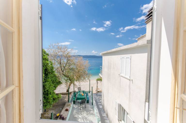 House Beach house Toma — photo 5