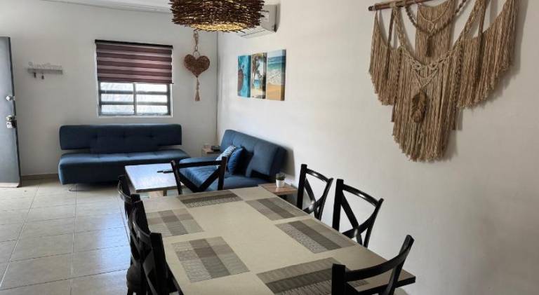 Spacious vacation home with pool | Pet-friendly — photo 5