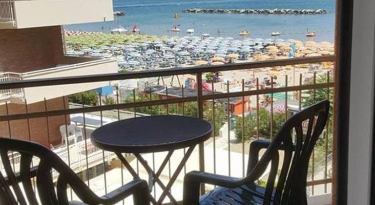 Apartment with patio in Cesenatico
