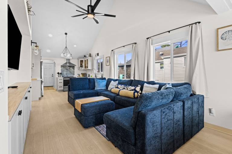 Seaside Getaway B — photo 4