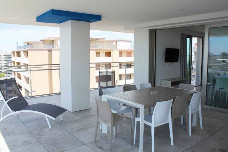 Charming rental apartment with patio & garden | Next to the beach | Pet-friendly in Bibione