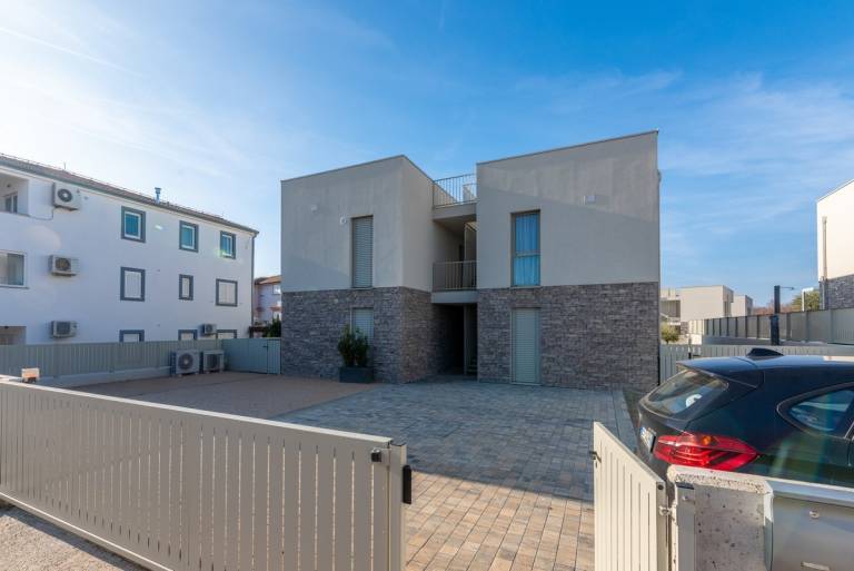 Holiday apartment with terrace | Sea view — photo 2