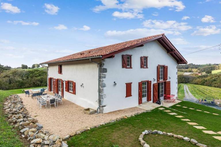 Nice gite with pool, terrace & garden | Pets allowed — photo 2