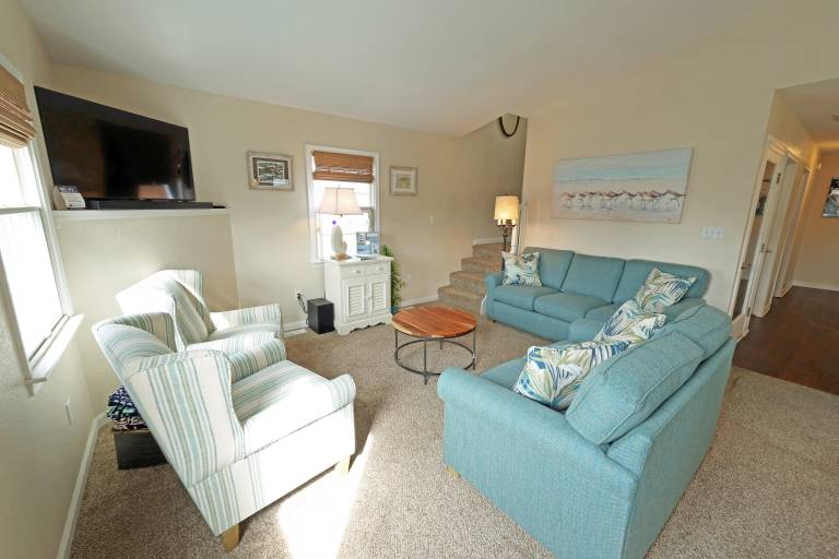 CH113- Beautiful 3 BR on Canal- Stunning Interiors- Sunset Views- Fire Pit! — photo 5