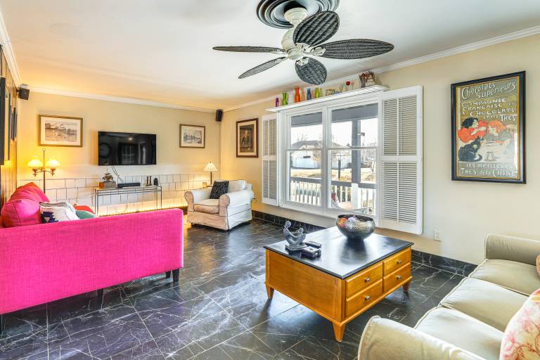 Family Home w/ Private Pool & Hot Tub in Lewes — photo 4