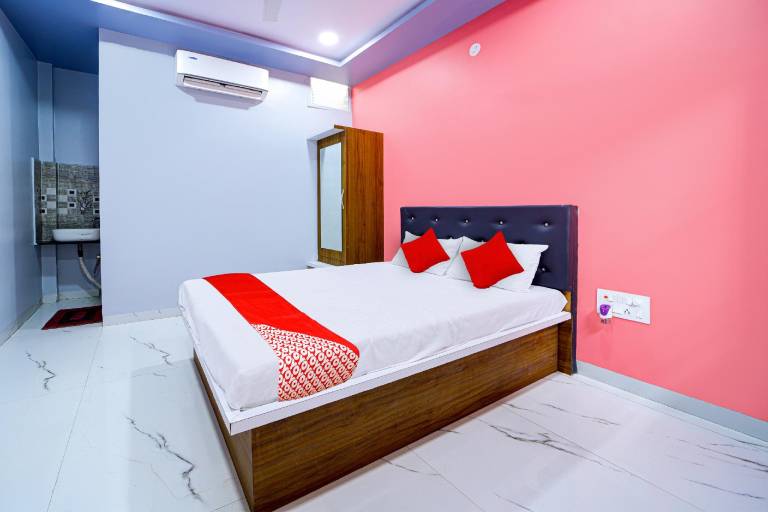 Hotel O Carnival
