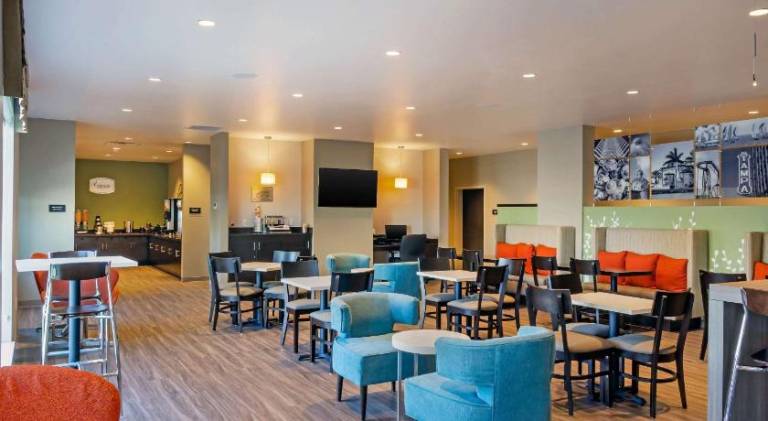 Sleep Inn & Suites Tampa South — photo 3