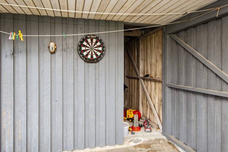 Fully equipped house with sauna, jacuzzi & patio | Dogs allowed — photo 3